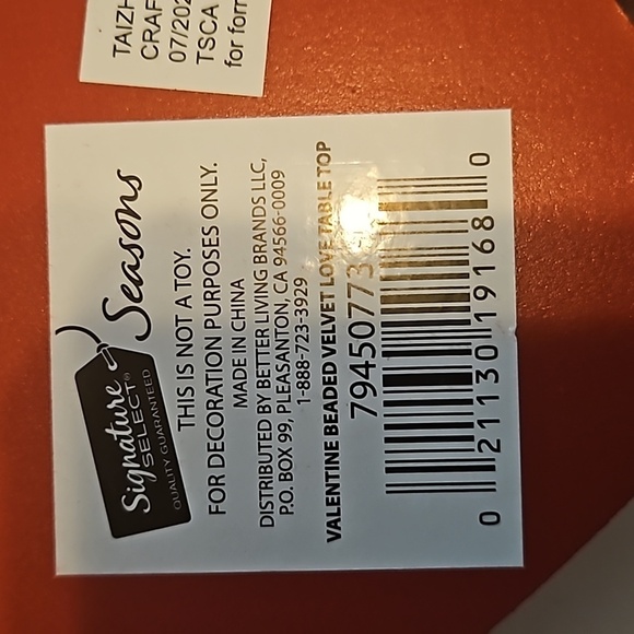 Better Living Brands LLC Valentine Beaded Velvet LOVE table Top 3-D  Home Accent - Picture 17 of 17